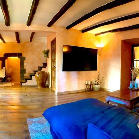 Autentica Casa Del Sxvii En La Costa Brava Cruïlles Екстериор снимка